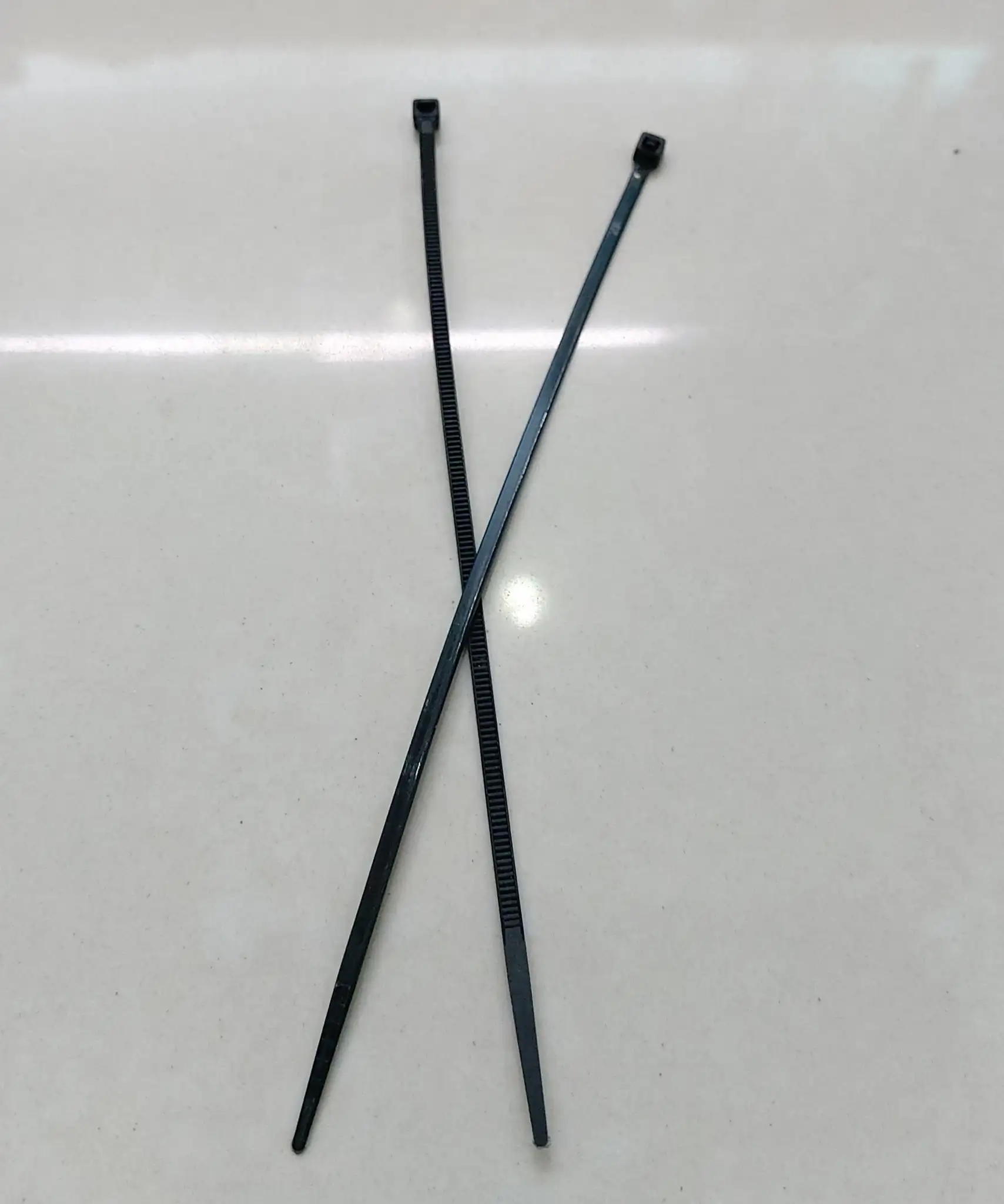 What Essential Aquascaping Toolkit do famous aquascaper Josh Sim use?